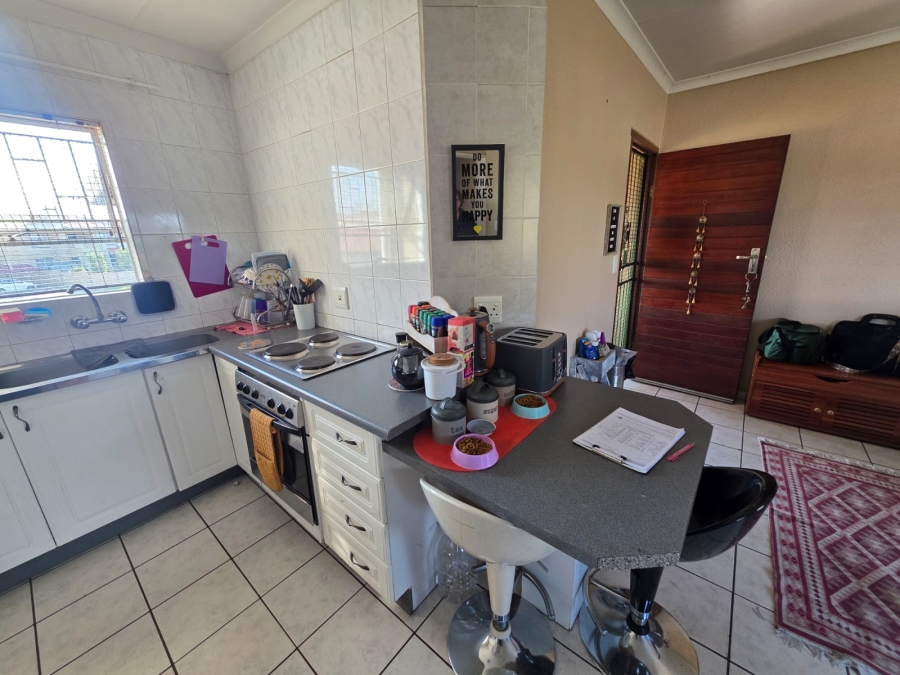 1 Bedroom Property for Sale in Vaalpark Free State